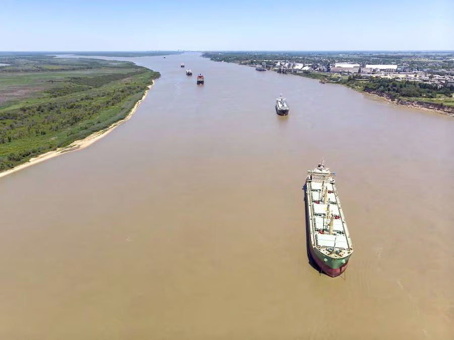 Argentina adjudica la nueva concesión de la Hidrovía Paraná–Paraguay